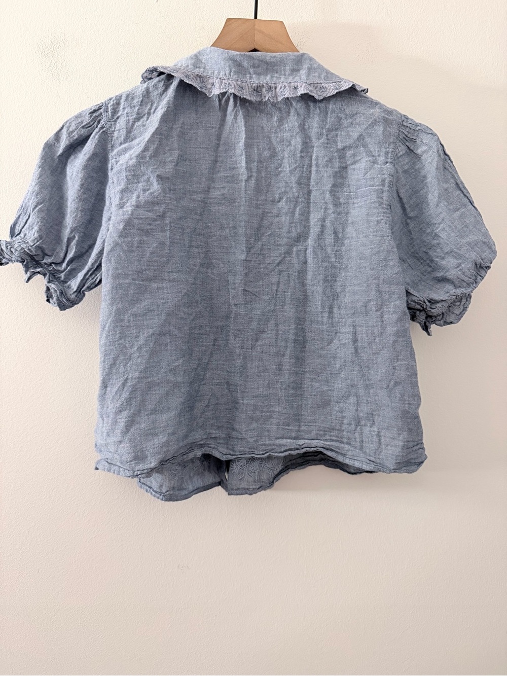 Zara blue chambray blouse puff sleeve Peter Pan collar embroidered S - Picture 2 of 6